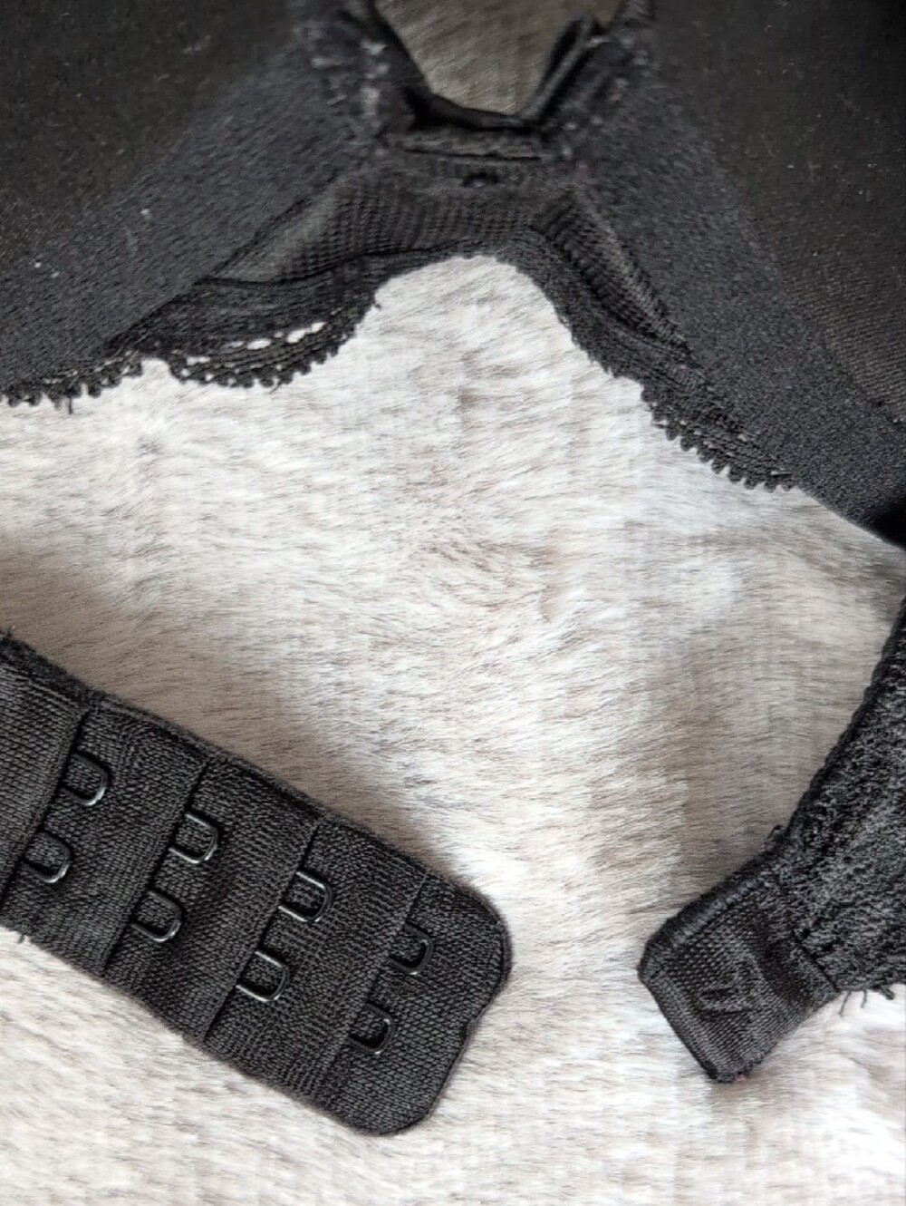 Victoria's Secret Dreams Angels Black Lace Push-Up Bra - Picture 9 of 16